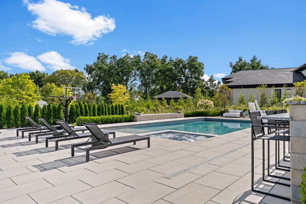 The Luxe Backyard | Great Oaks Landscape