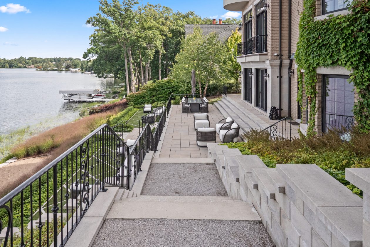 Bloomfield Lake Escape | Great Oaks Landscape