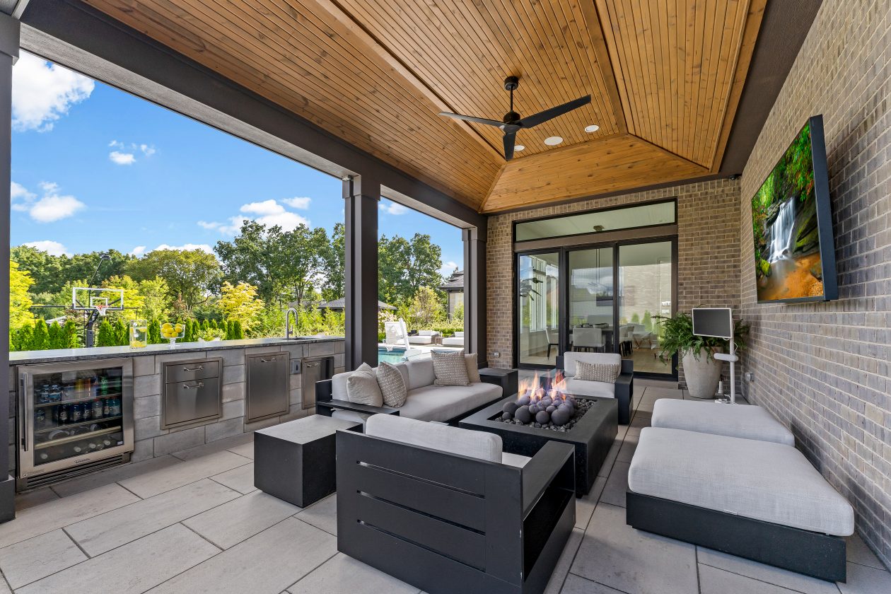 The Luxe Backyard | Great Oaks Landscape