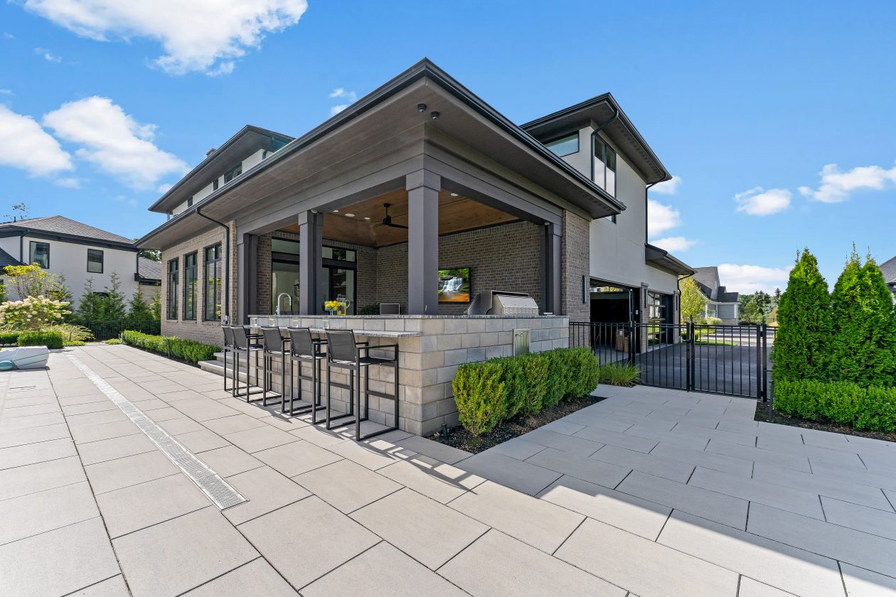 The Luxe Backyard | Great Oaks Landscape